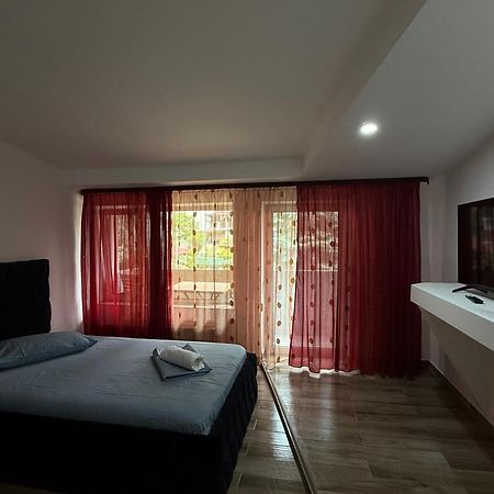 Pensiunea El Plazza Băile Herculane Exterior foto